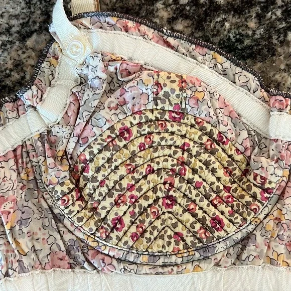 Louis Vuitton Cream and Pink Floral Lingerie - Picture 12 of 16